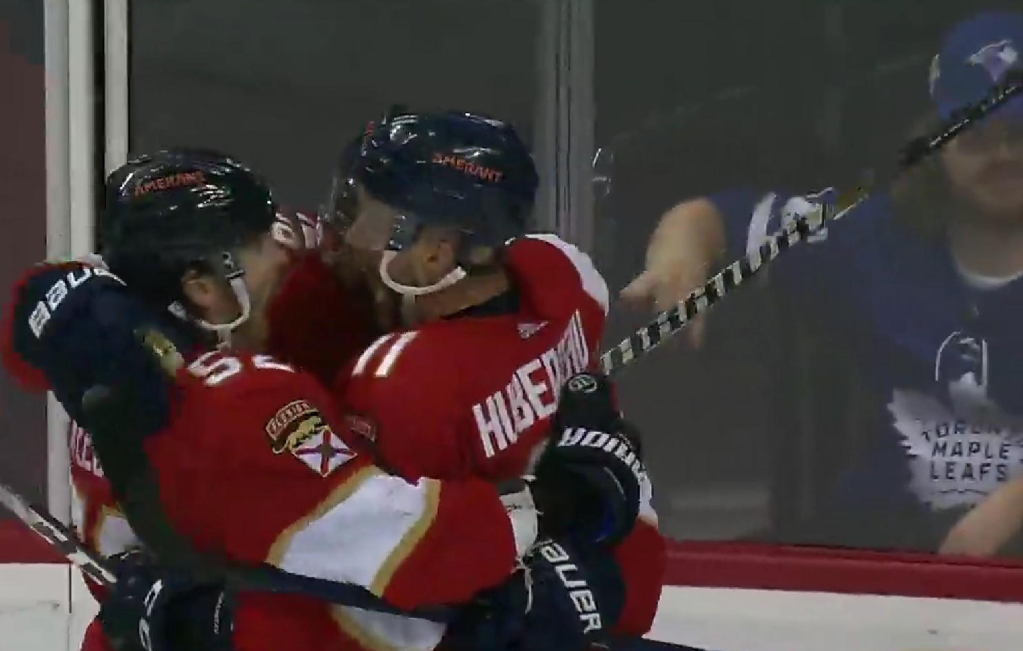 Top-3 : En retard 1-5 contre les Leafs, les Panthers remontent la pente et gagnent 7-6