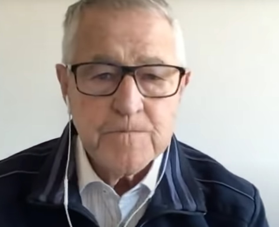 Prolongation en séries : Michel Bergeron veut du trois contre trois