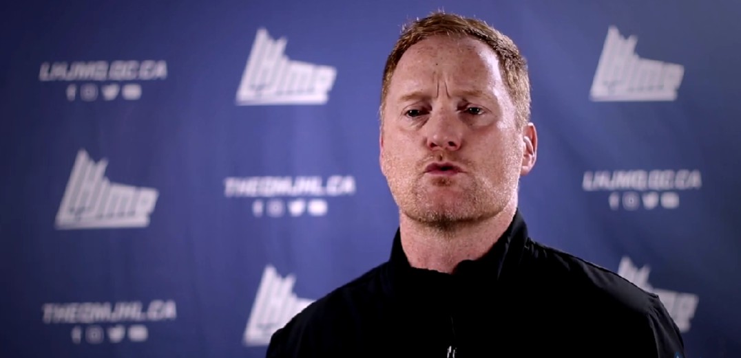 Les Sea Dogs, qui accueillent la Coupe Mémorial dans un mois, congédient leur entraîneur