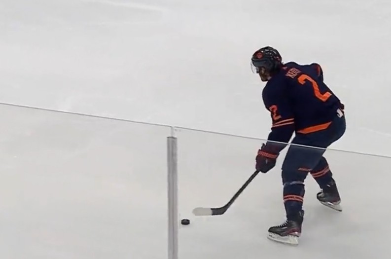 Retraite de Duncan Keith : 5.54 M$ sur la masse salariale de Chicago en 2022-2023