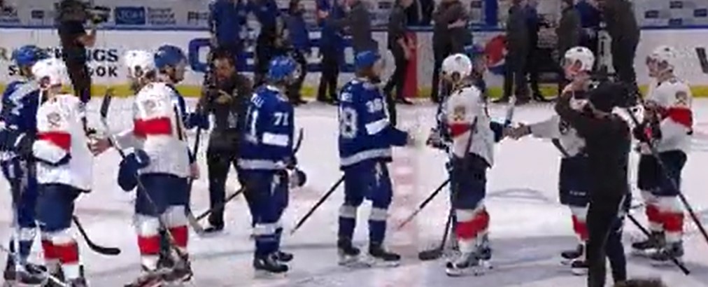 Le Lightning balaie les Panthers