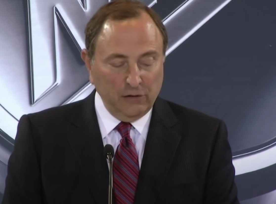 Retour des Nordiques : la rencontre entre la LNH et Éric Girard est « une bonne stratégie »