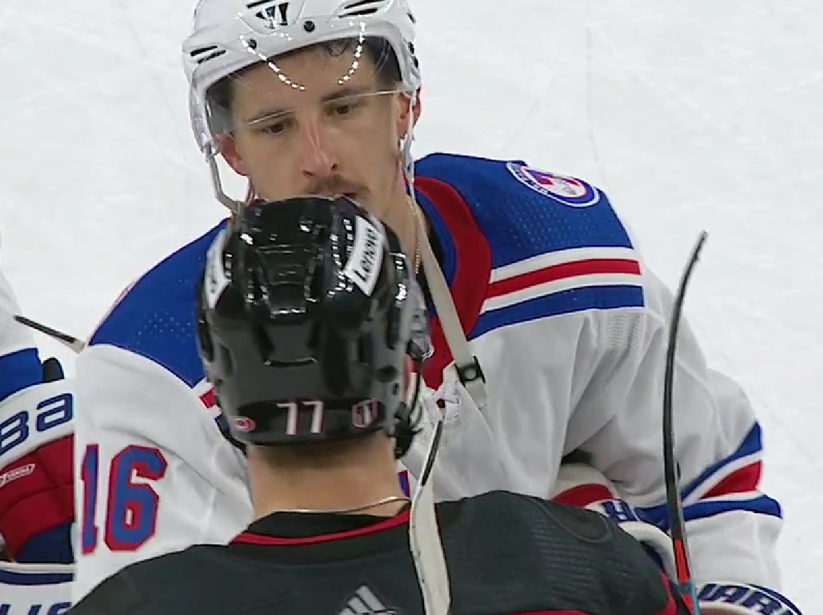 Surprise : les Rangers éliminent les Hurricanes