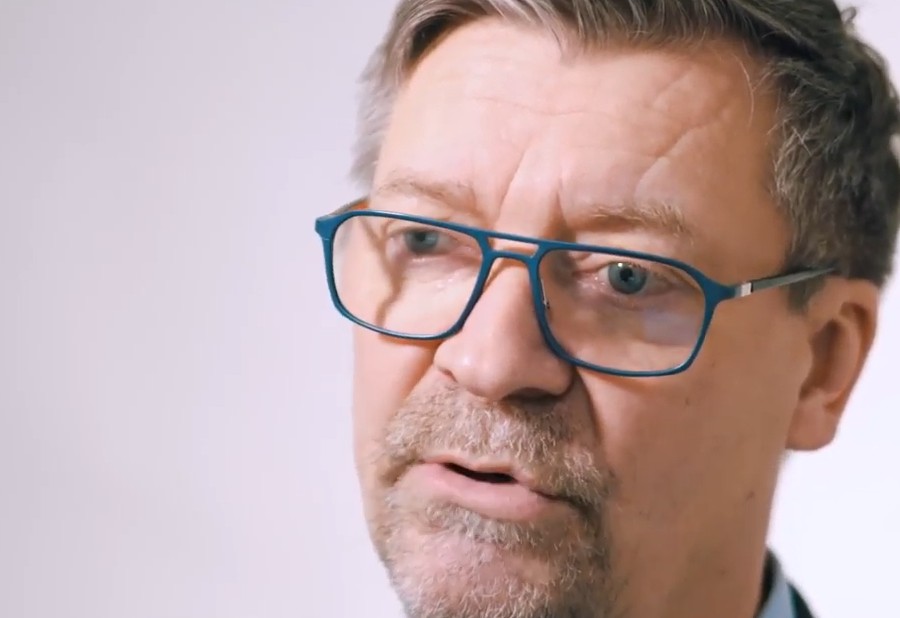 Entraîneur : les Panthers considéreraient un Finlandais (Jukka Jalonen) sans expérience de la LNH