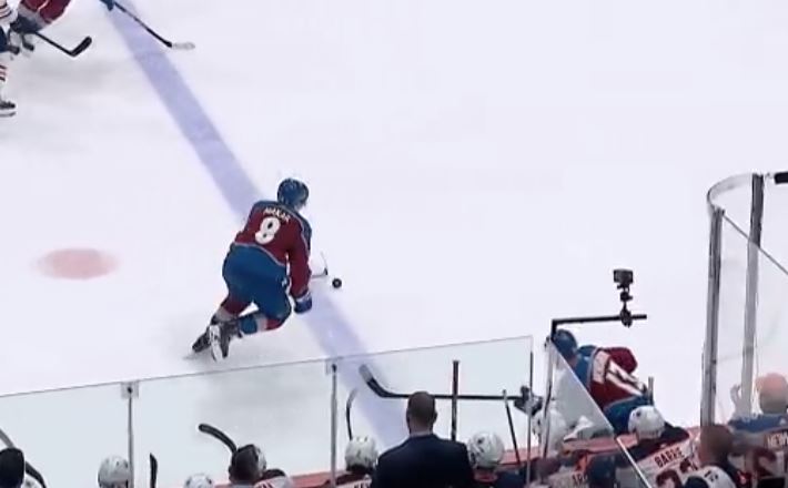 Une décision controversée aura coûté le 1er match aux Oilers