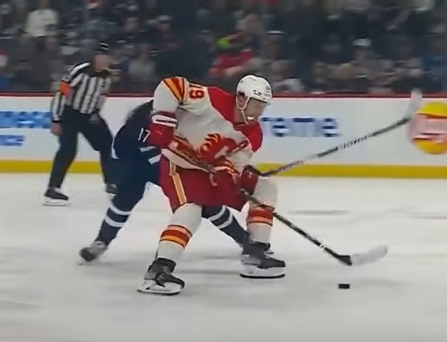 Les Flames pourraient se départir de Matthew Tkachuk