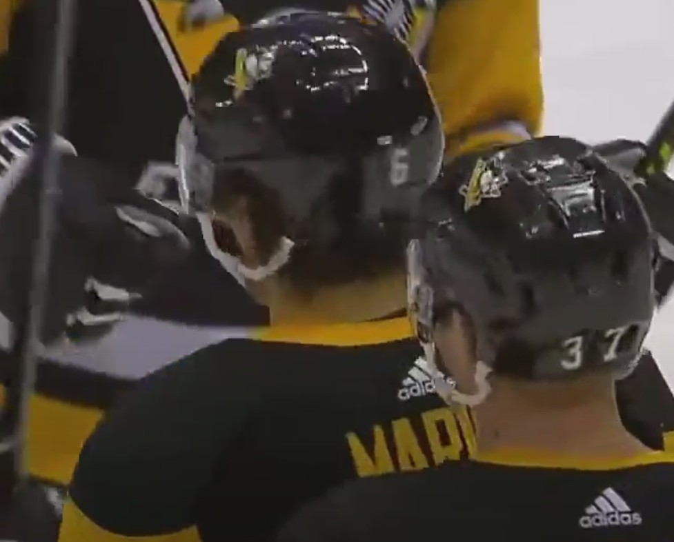 John Marino passe aux Devils ; Ty Smith fait le chemin inverse