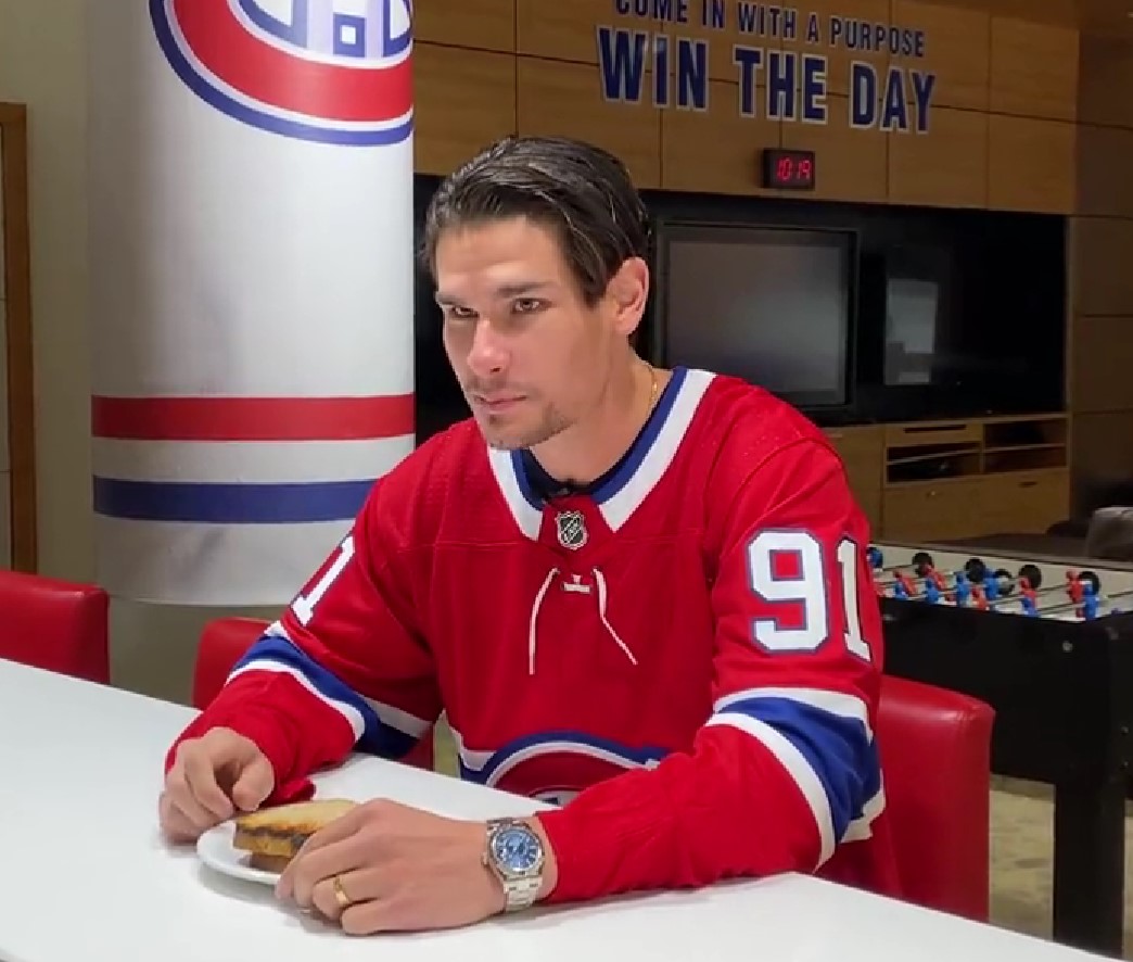 Sean Monahan en santé : le Canadien aura des décisions déchirantes à prendre