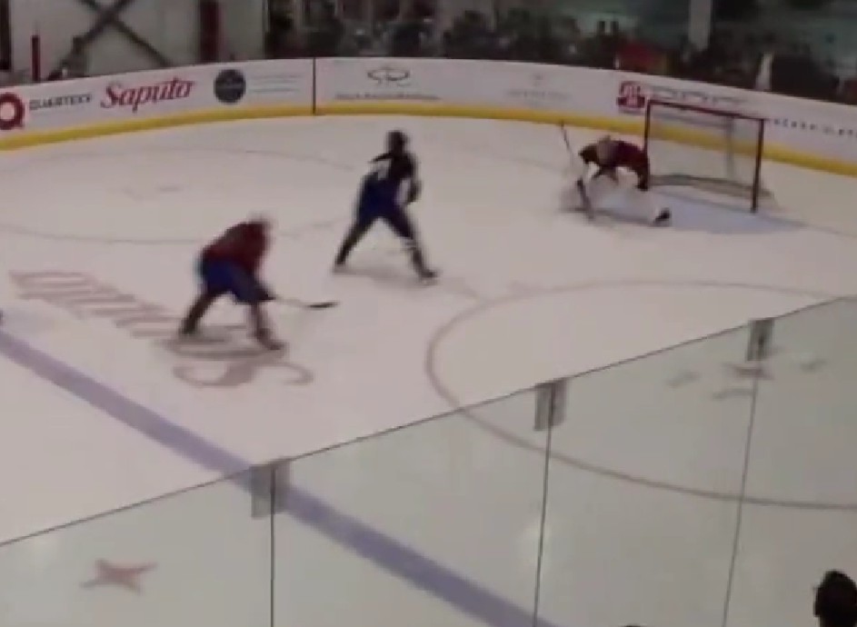 Juraj Slafkovsky en a mis plein la vue en finale de la LSHL