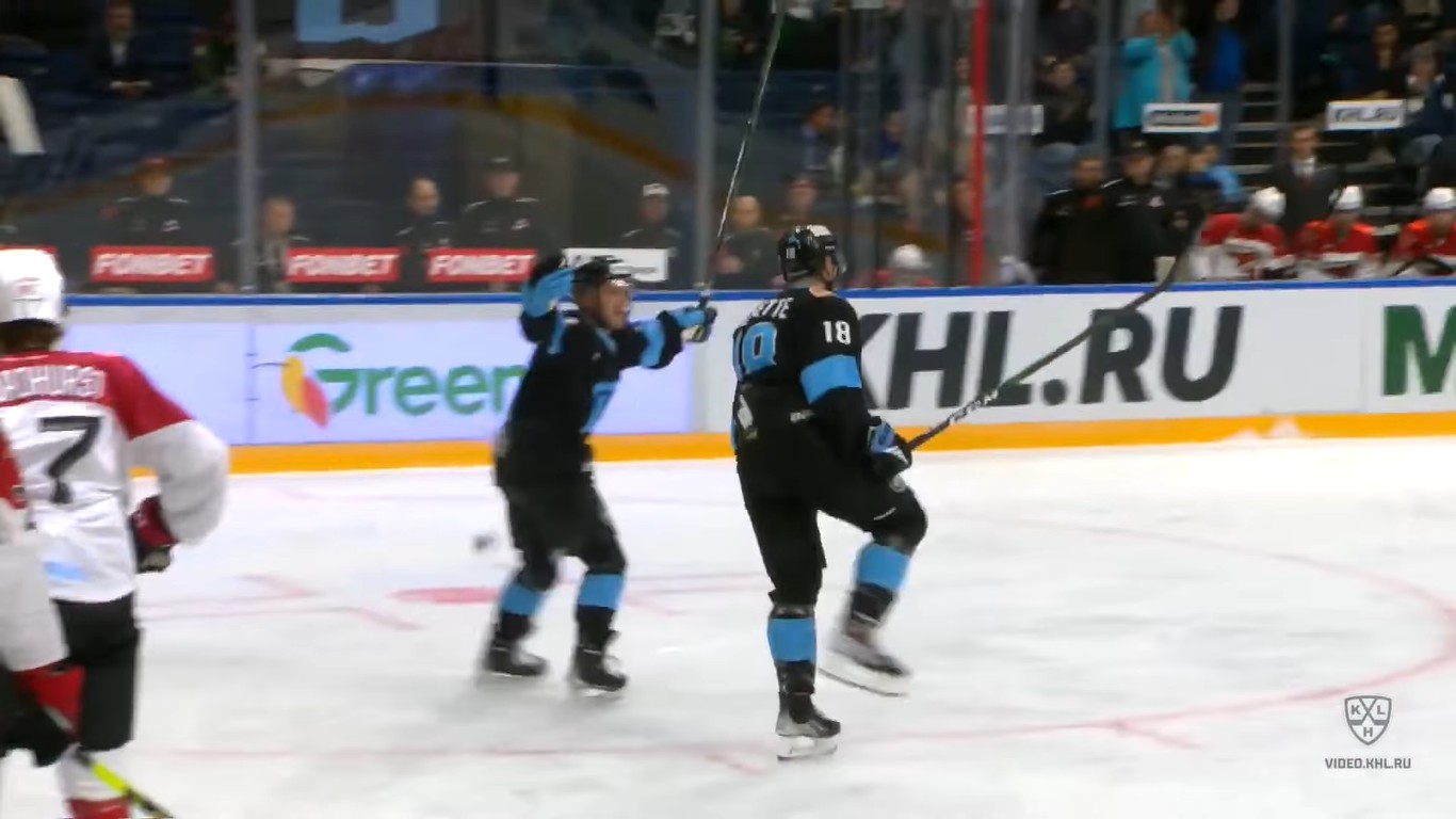 Quatre buts en cinq matchs pour Cédric Paquette en KHL