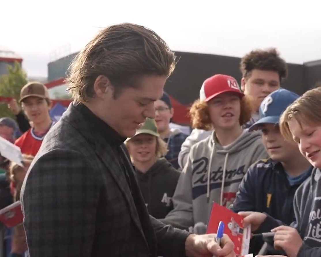 Gander : Les enfants étaient fous de joie après avoir rencontré les joueurs du Canadien