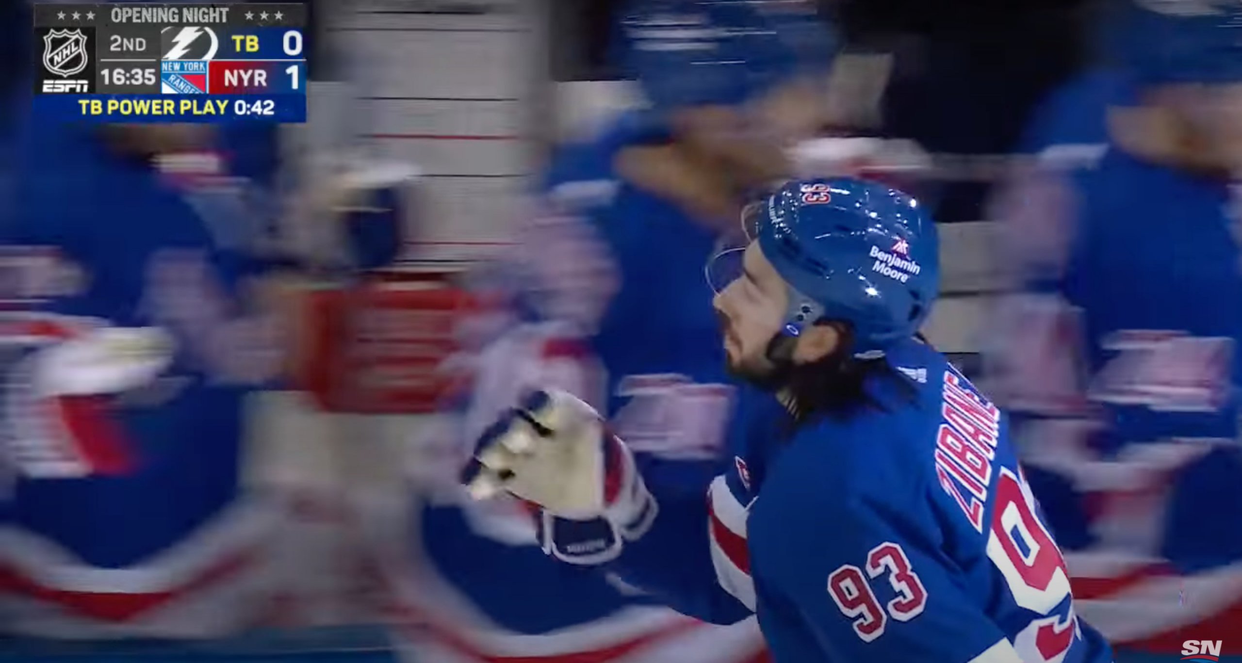 Top-5 Mika Zibanejad s'occupe du Lightning