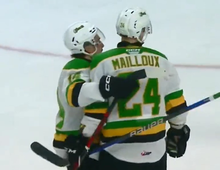 Logan Mailloux a inscrit deux beaux buts en avantage numérique hier soir