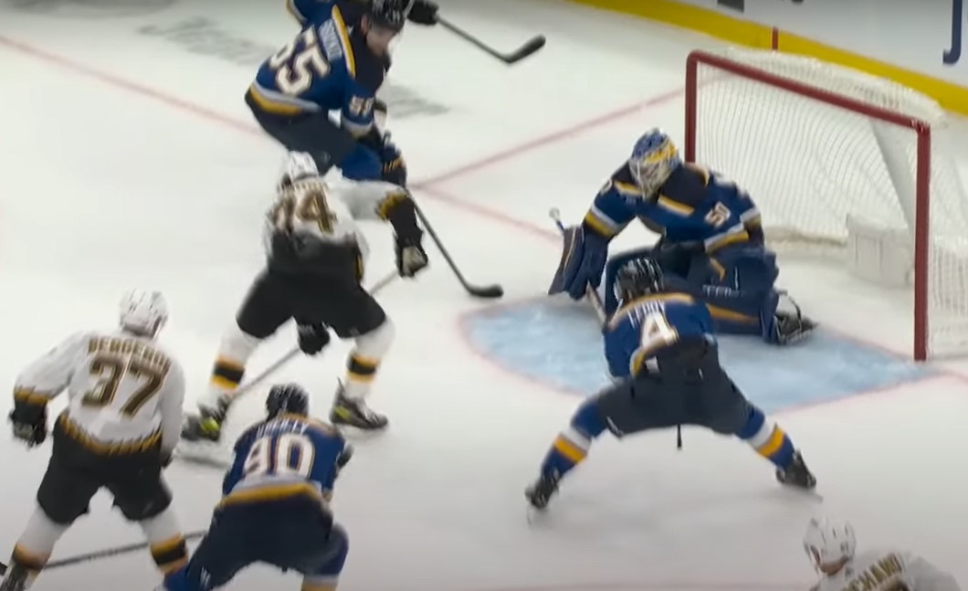 Top-3 : Septième défaite de suite pour les Blues