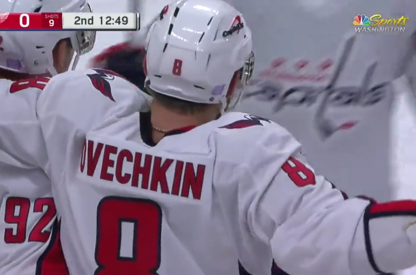 Top-5 : Alex Ovechkin rejoint Gordie Howe pour le nombre de buts avec la même équipe