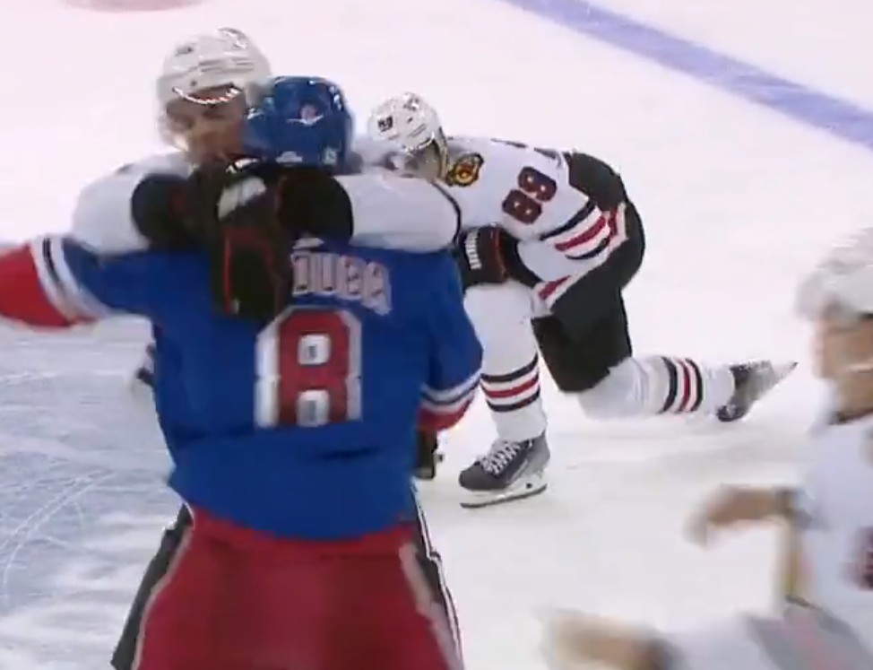 Andreas Athanasiou croit que Jacob Trouba n&#039;aide pas son équipe