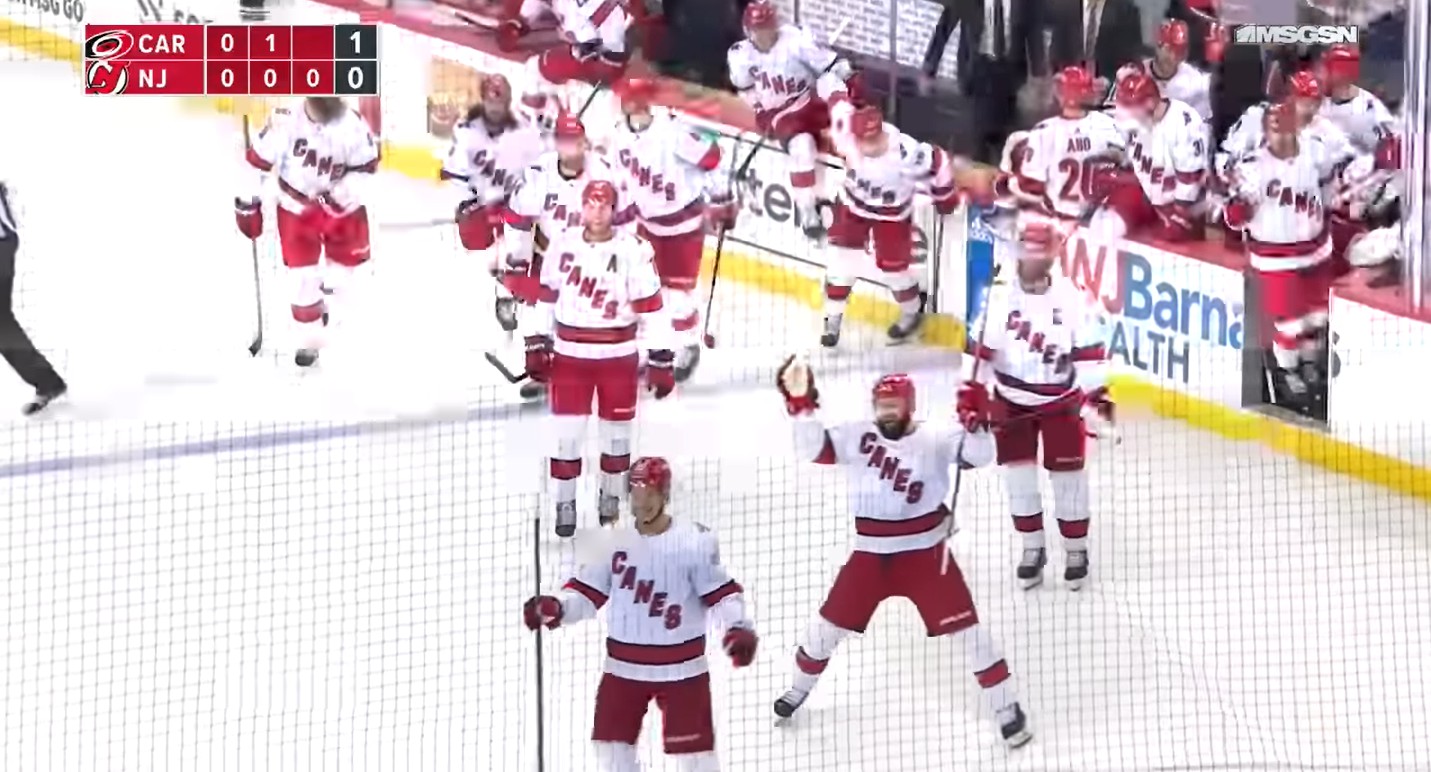 Top-3 : Les Hurricanes remportent un onzième match de suite