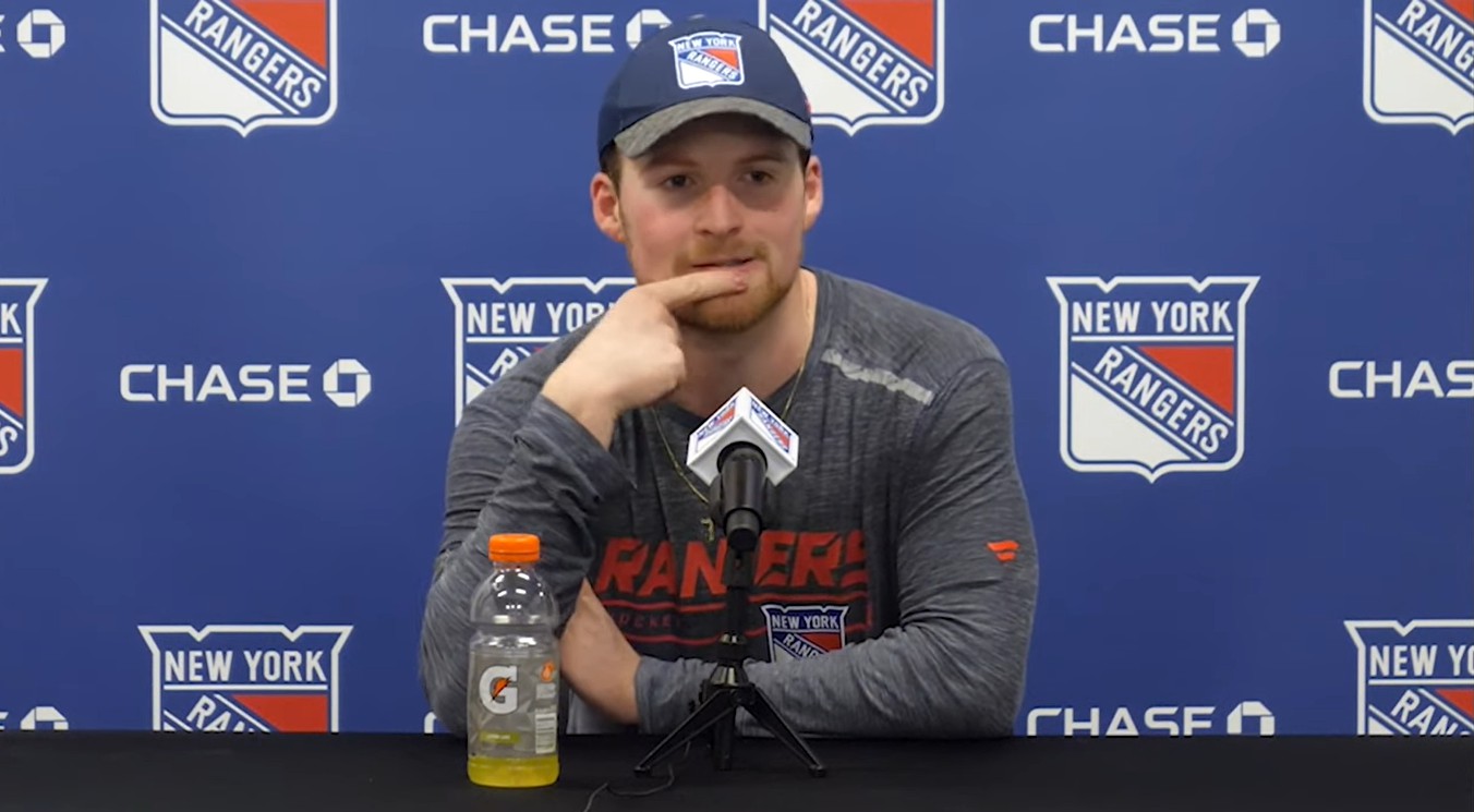 S'il était DG des Rangers, Norman Flynn échangerait Lafrenière pour Slafkovsky