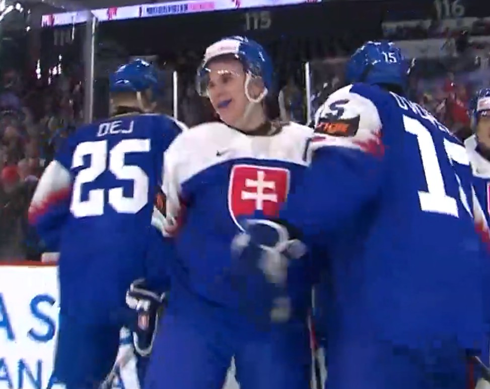 Filip Mesar apprend présentement quelques jurons québécois