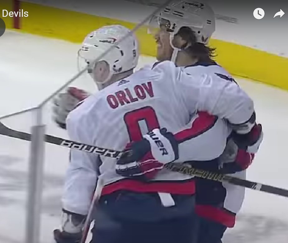 Dmitry Orlov et Garnet Hathaway échangés aux Bruins