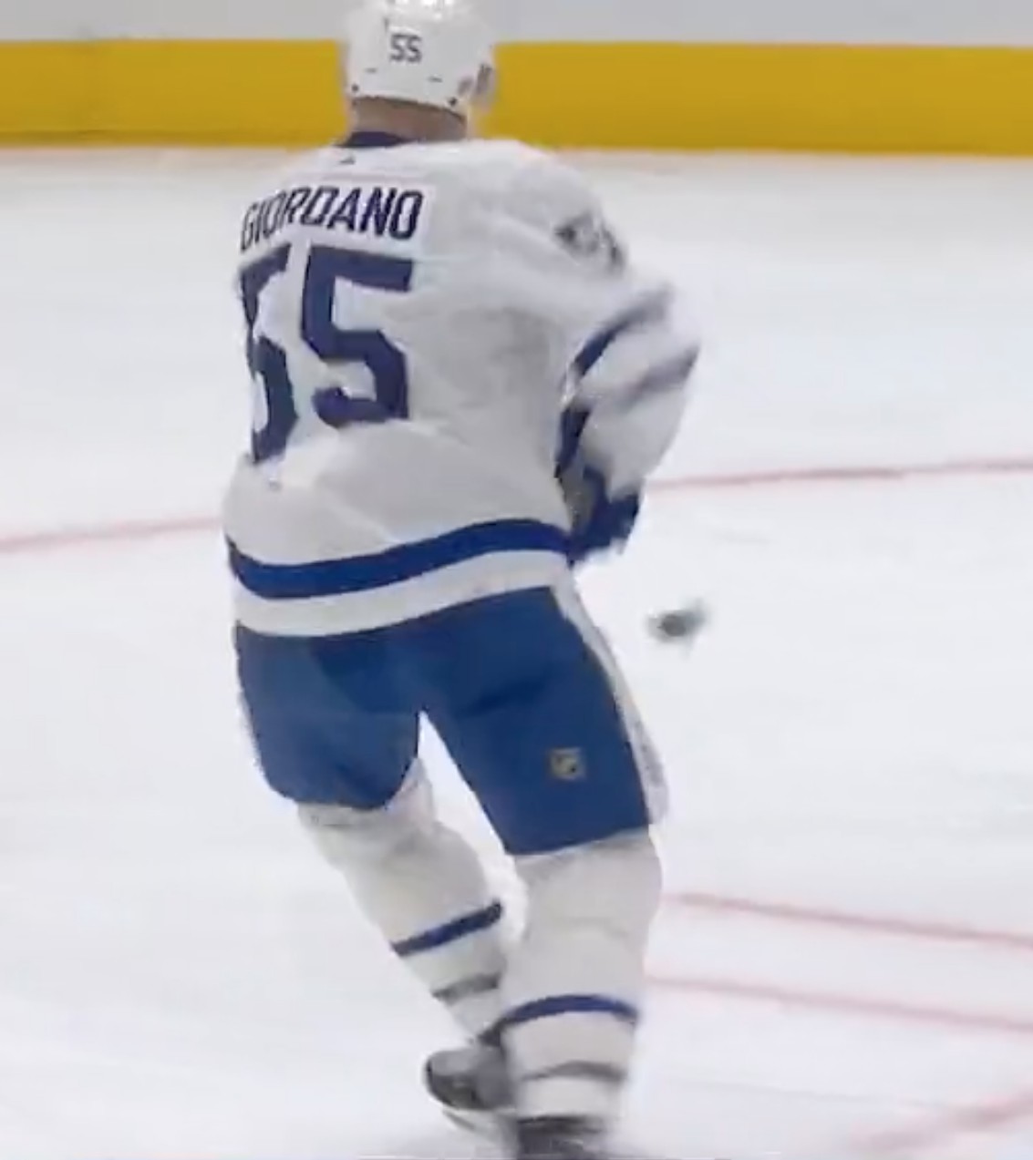 Top-5: Mark Giordano bat le record pour le plus de tirs bloqués en carrière