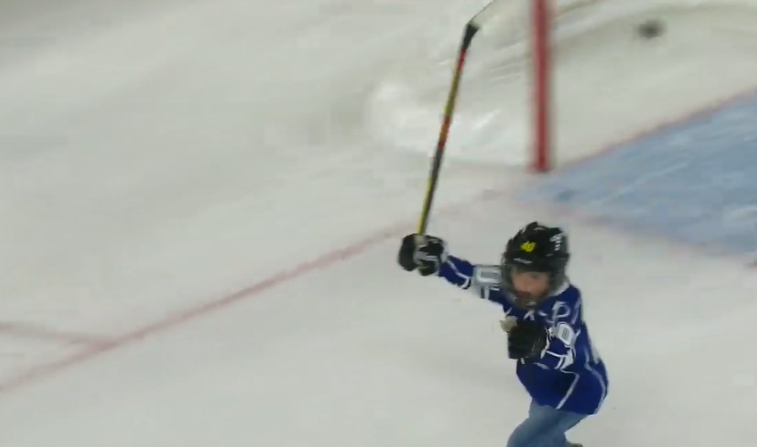 Le fils de Gabriel Dumont a volé la vedette au concours d'habiletés de la LAH à Laval