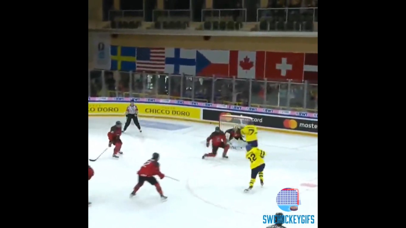 CDM des moins de 18 ans : Le Canada se fait rincer 8-0 à son premier match