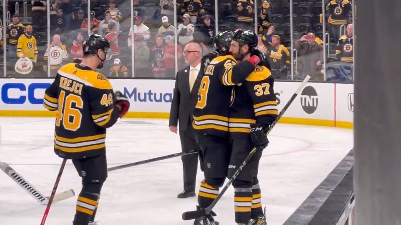 Hernie discale : Patrice Bergeron a l'air d'un gars qui vient de terminer sa carrière