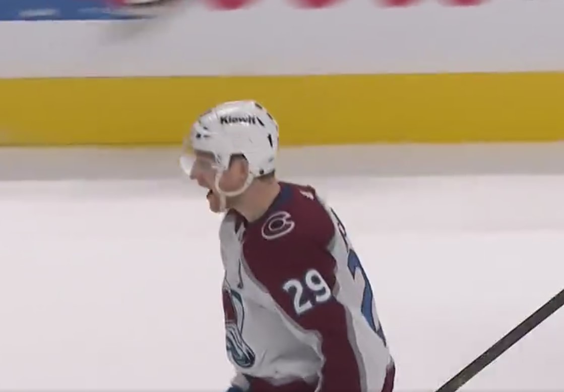 Top-5 : Au tour de Nathan MacKinnon d'atteindre le plateau des 100 points
