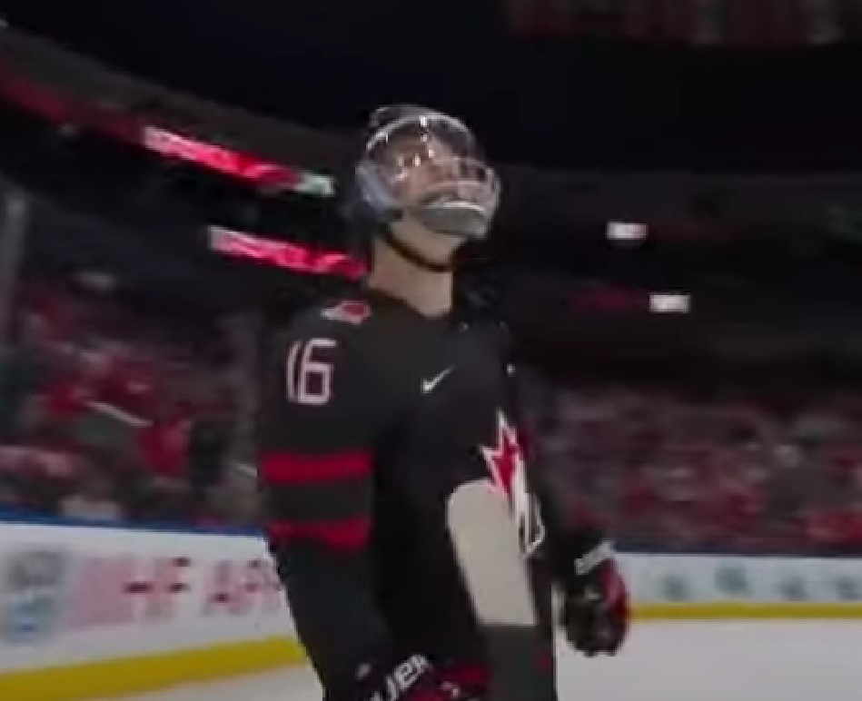 L'absence de Connor Bedard au Championnat du monde fait jaser