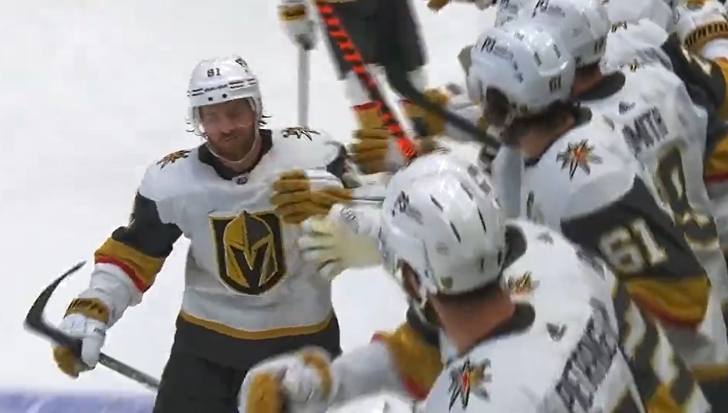 Les Golden Knights écrasent les Stars et passent en finale