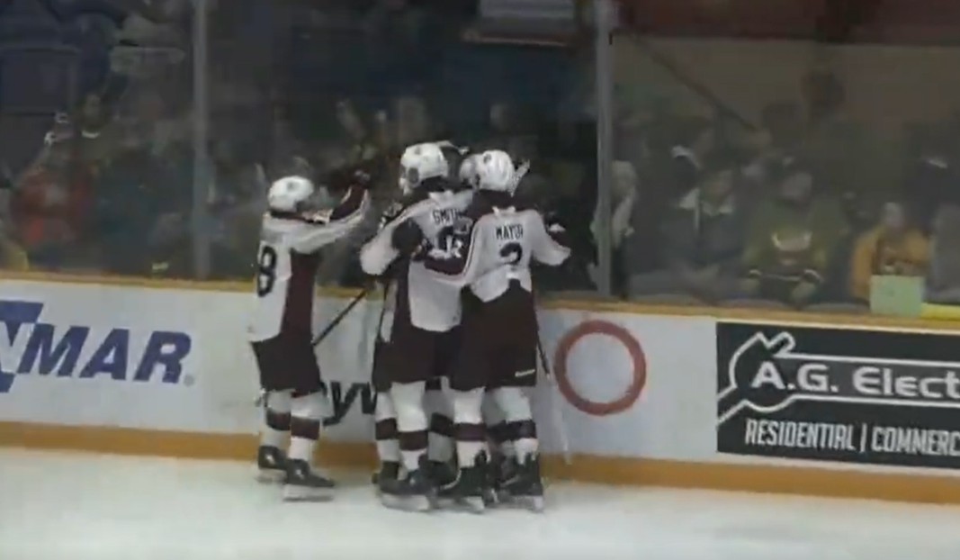 Owen Beck marque et rejoint Logan Mailloux en finale de la OHL