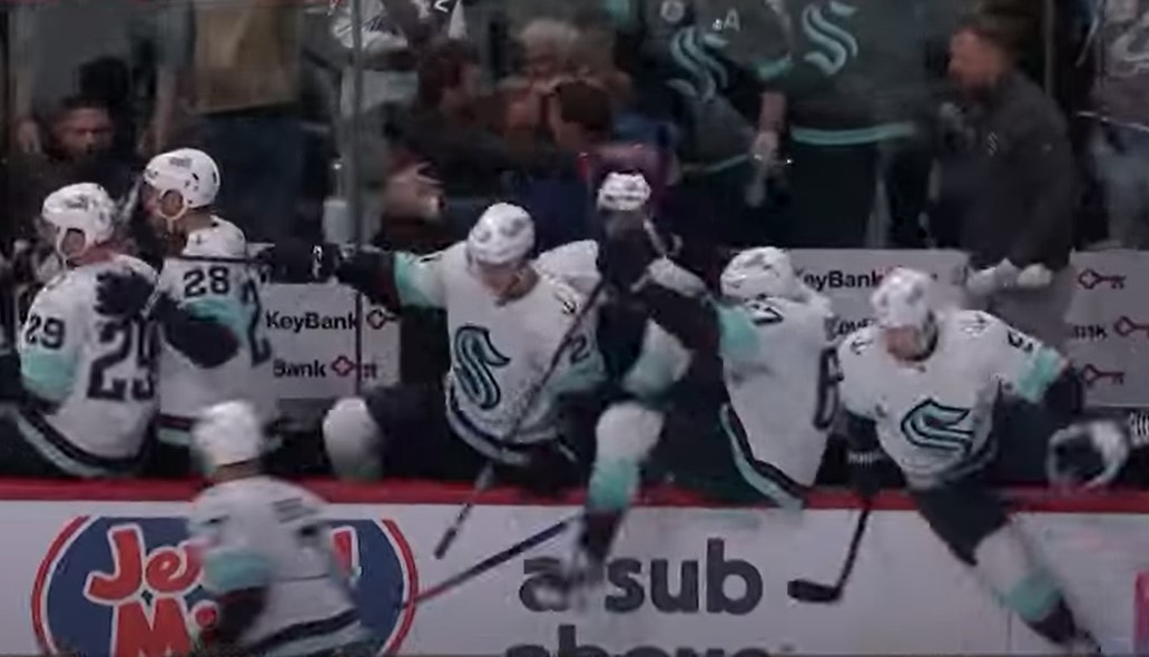 Séries en bref : les champions de la Coupe Stanley sont éliminés