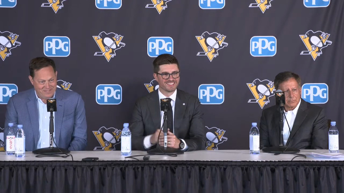 Des partisans des Leafs s'obstinent avec la grand-mère de Kyle Dubas sur Twitter