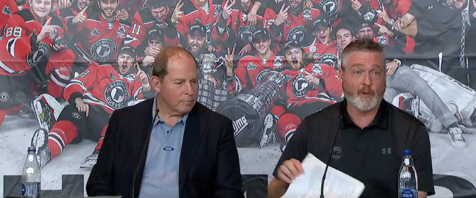 Patrick Roy affirme n'avoir eu aucun contact avec des clubs de la LNH