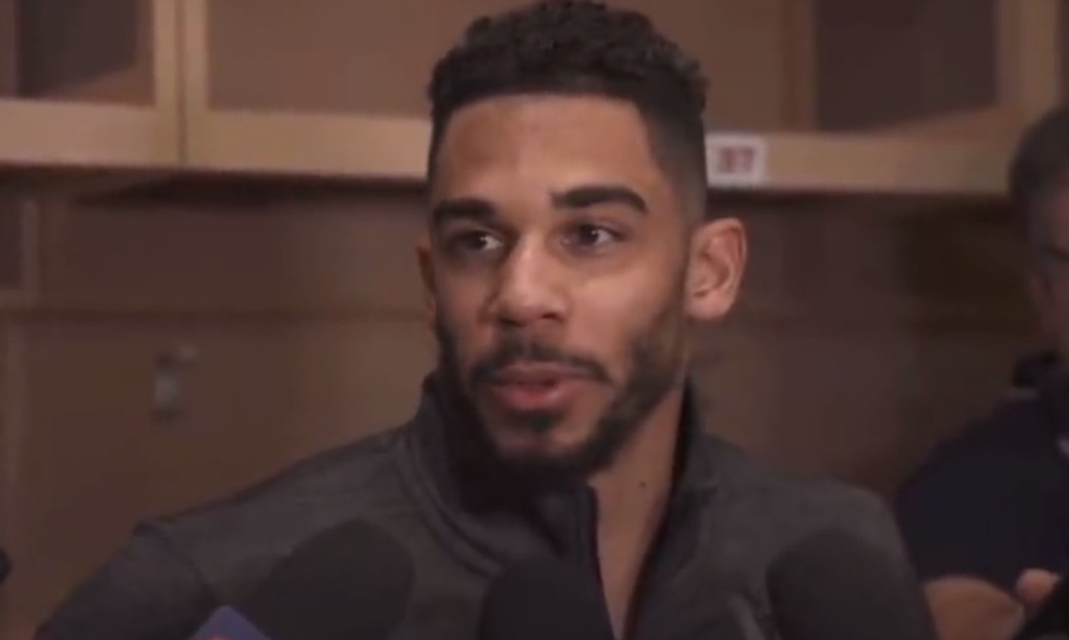 Méthodes trop combatives : Evander Kane quitte l'Alliance pour la diversité dans le hockey