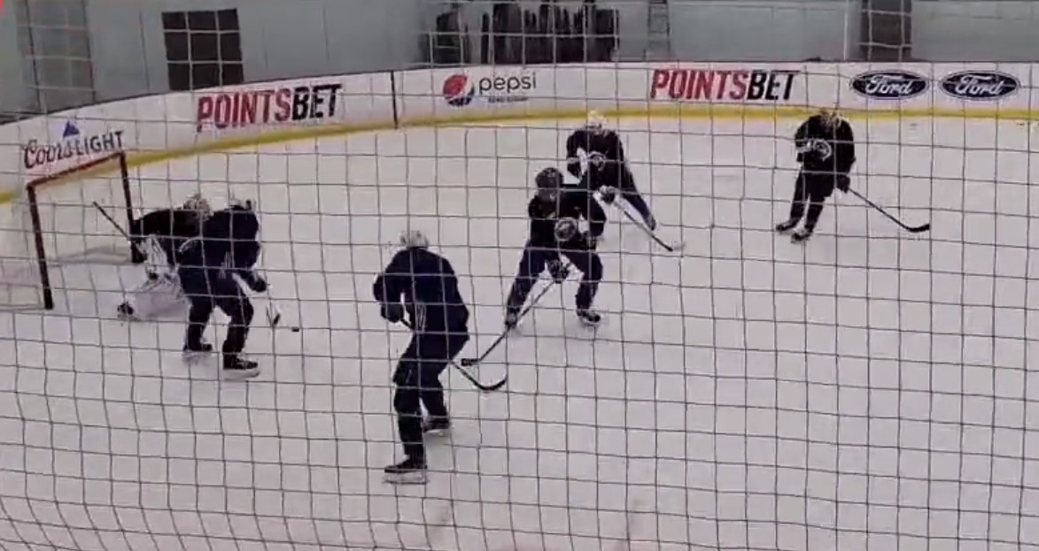 Jonathan Drouin s'entraîne déjà avec les grosses vedettes de l'Avalanche