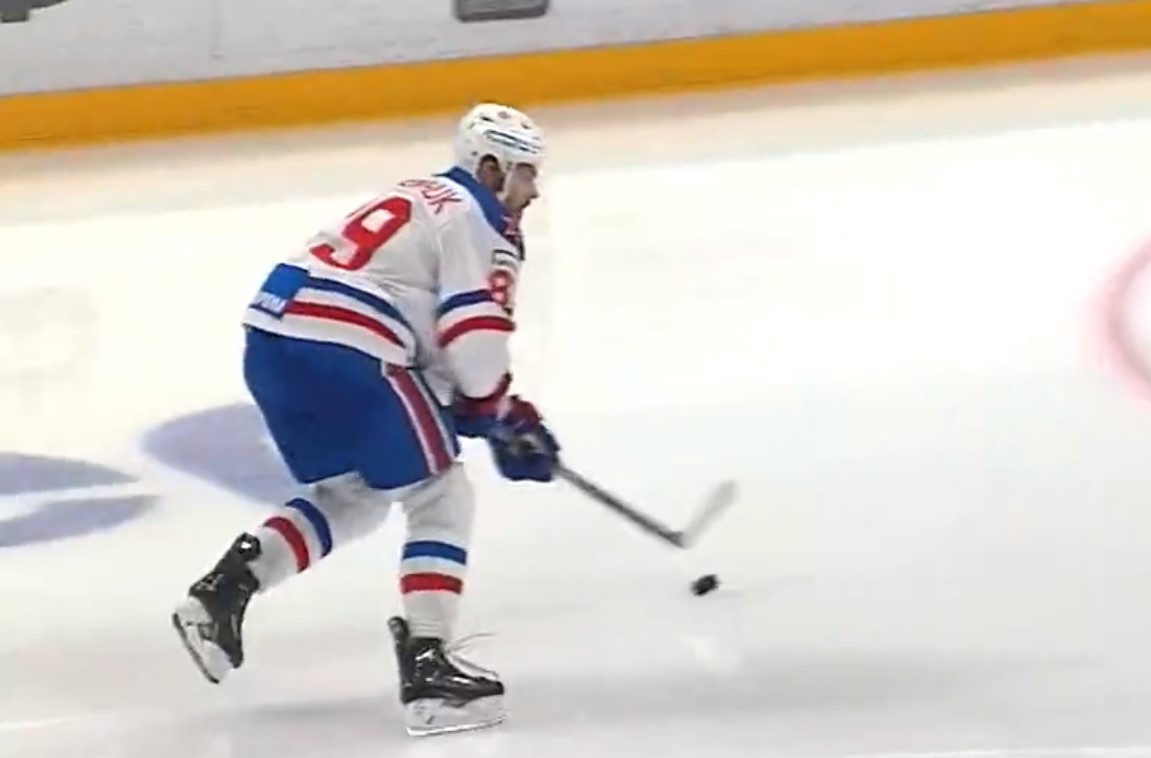 3:57 de temps de jeu pour Alex Galchenyuk au dernier match du SKA