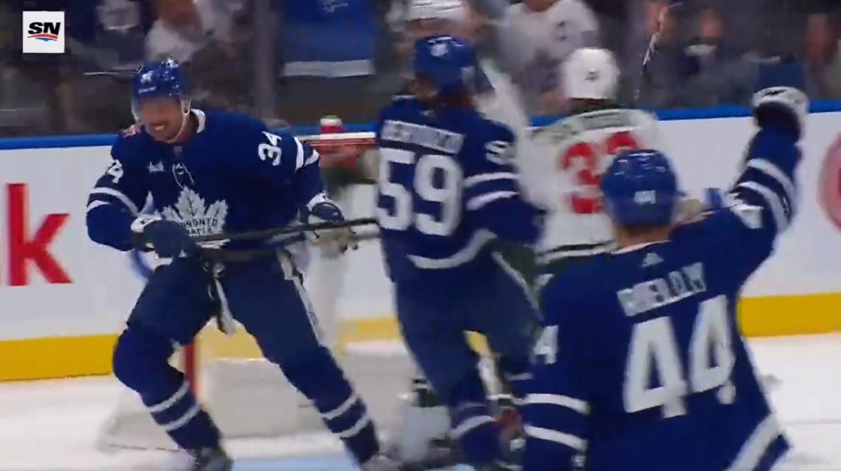 Top-5 : Monsieur Octobre inscrit un deuxième tour du chapeau en autant de matchs