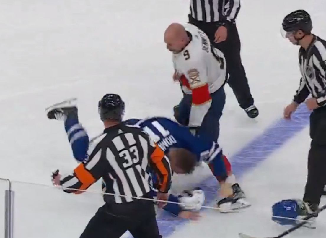 Top-5 : Sam Bennett sert une correction à Max Domi