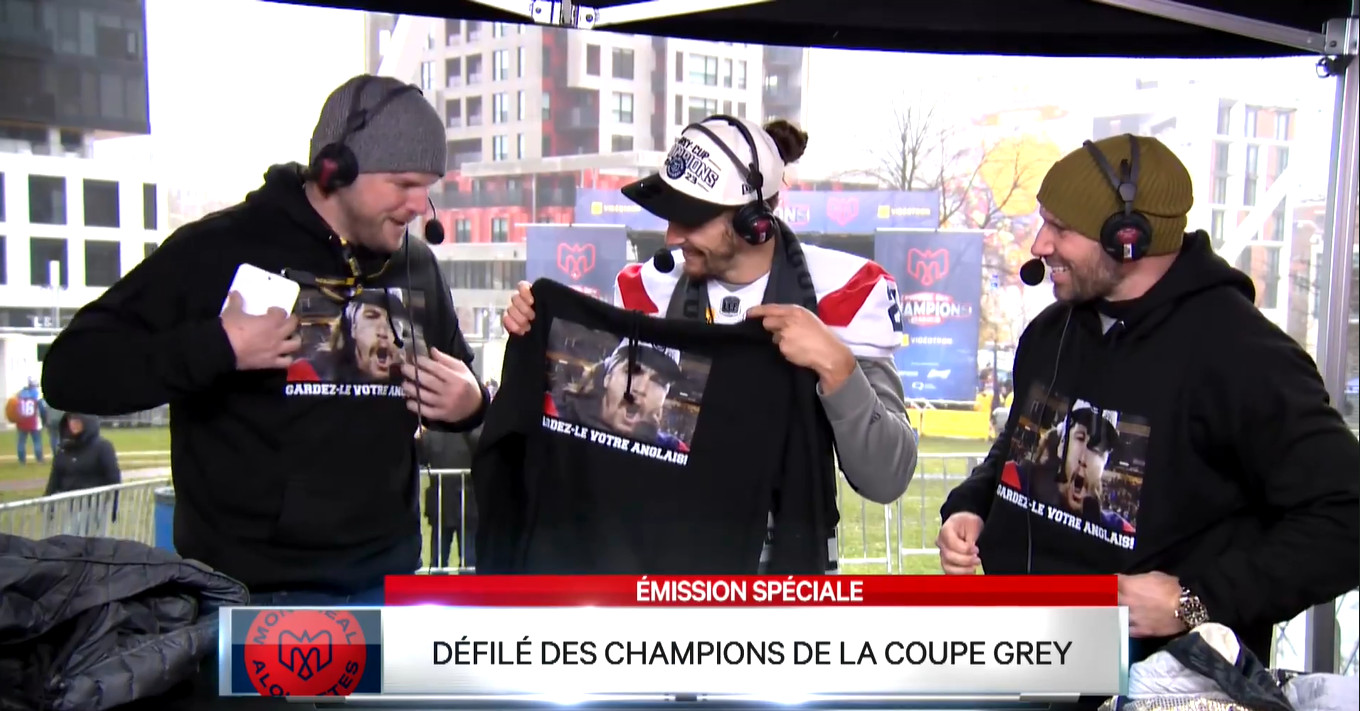 « Gardez-le votre anglais » : Le cadeau parfait a été remis à Marc-Antoine Dequoy