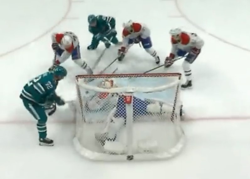 Cayden Primeau joue beaucoup mieux qu'un simple troisième gardien