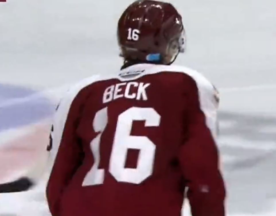 Tour du chapeau d'Owen Beck dans une remontée spectaculaire des Petes