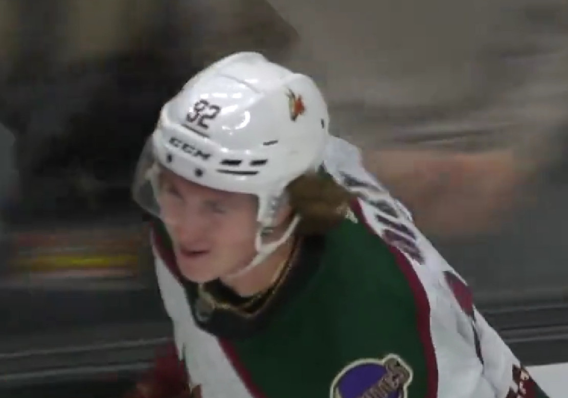 Top-4 : Un premier but dans la LNH pour Logan Cooley