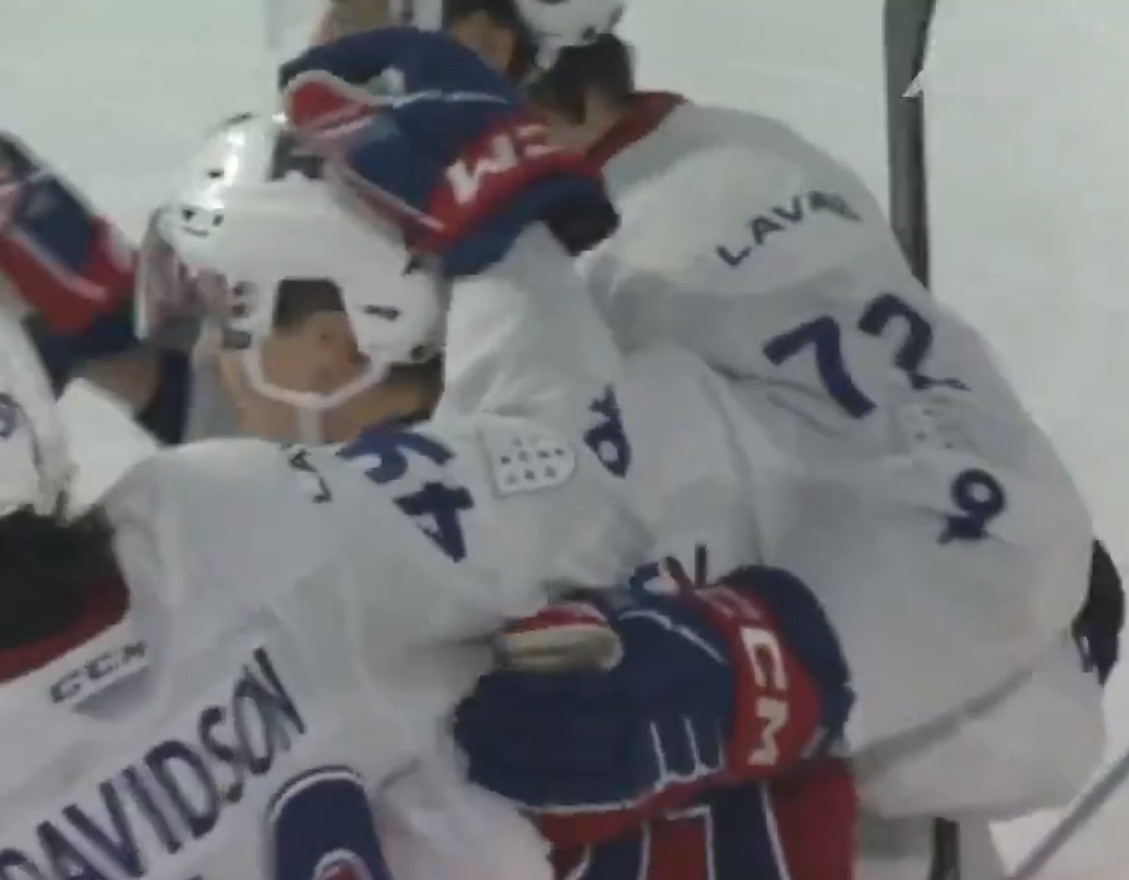 Un point d'Arber Xhekaj dans une première victoire en 10 matchs du Rocket