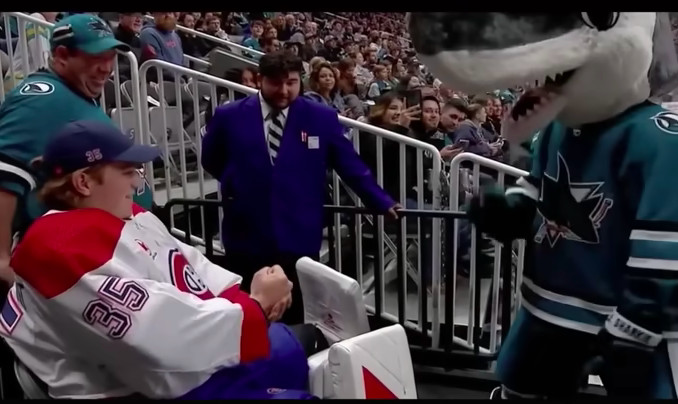 Samuel Montembeault en attendant la fin du derby pour le vrai numéro 1