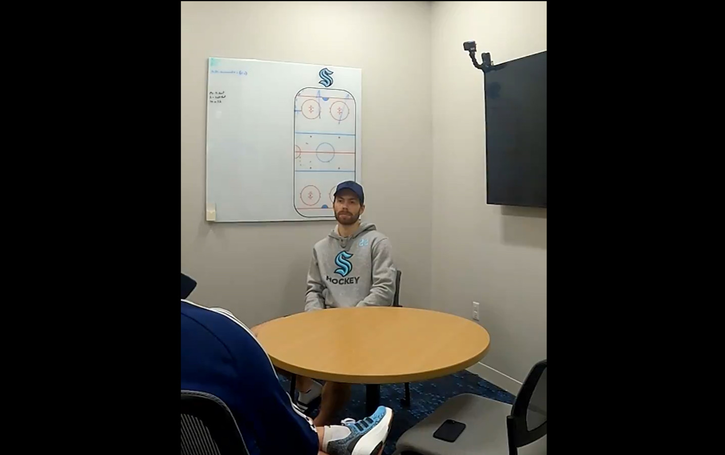 Match des étoiles : Oliver Bjorkstrand semblait mécontent d'apprendre qu'il va y participer