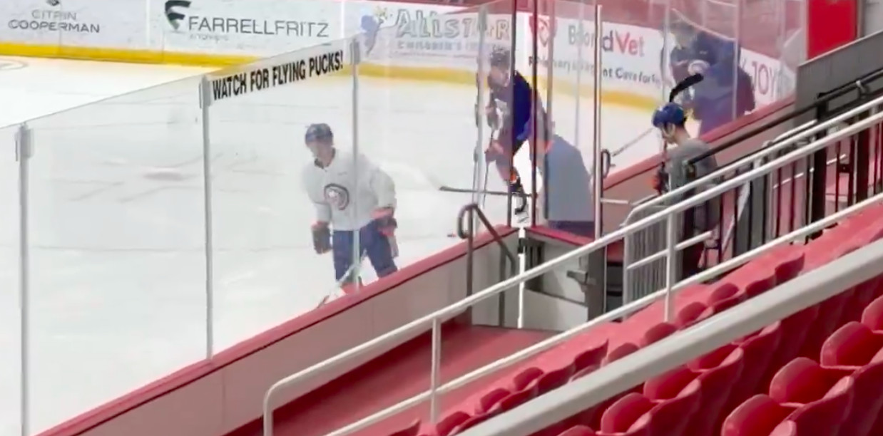 Barzal et Pageau ont capoté sur l'entraînement de 15 minutes du Roy
