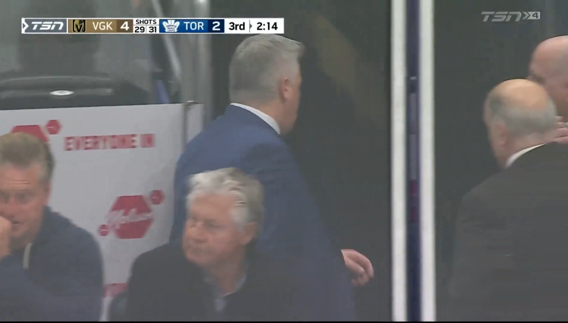 Top-5 : Expulsé lors du match, Sheldon Keefe refuse d'en parler avec les médias en point de presse