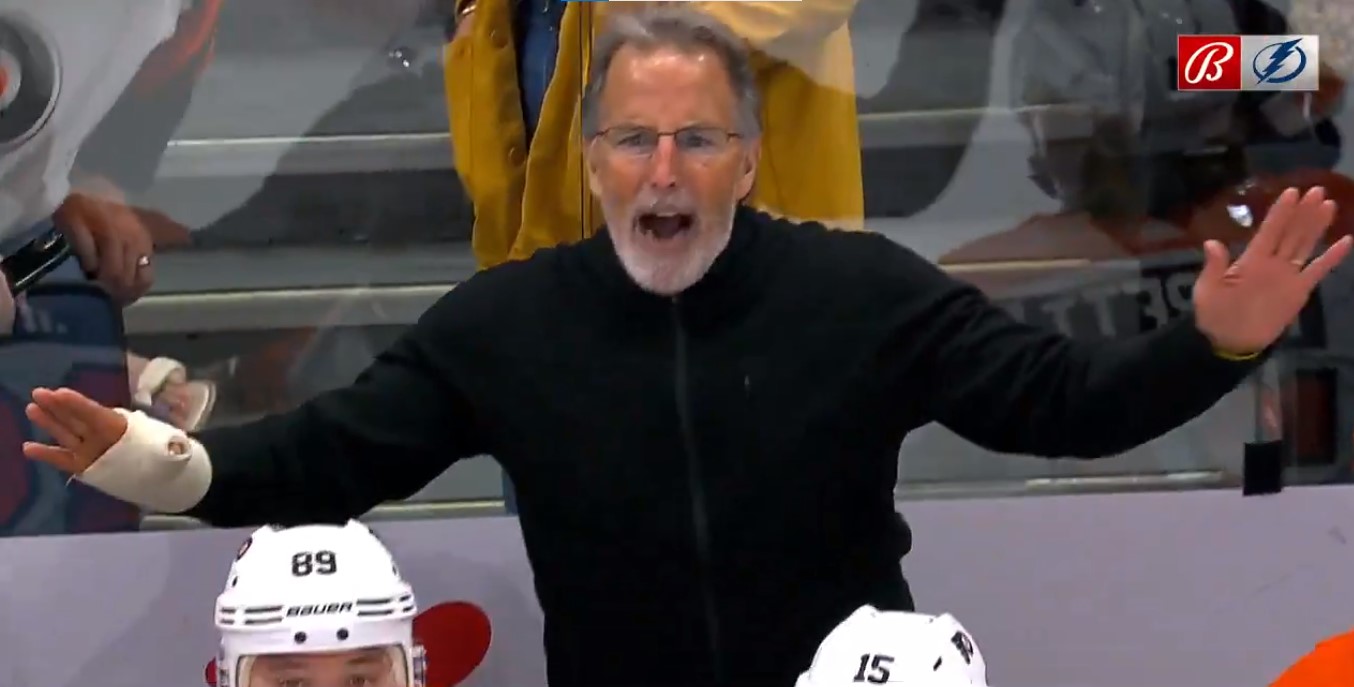 8 défaites en 9 matchs : John Tortorella est à blâmer pour les insuccès des Flyers